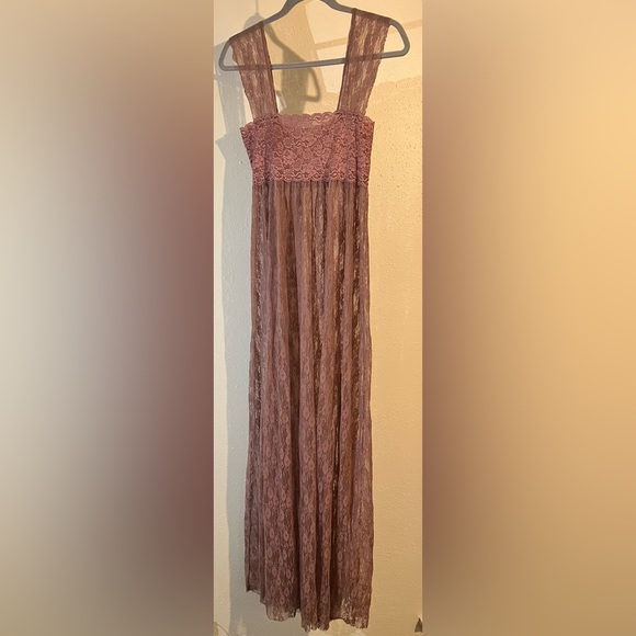 Intimately Free People Romantic Lace Maxi Dress, Dusky Rose color, size S, NWOT - Picture 8 of 13